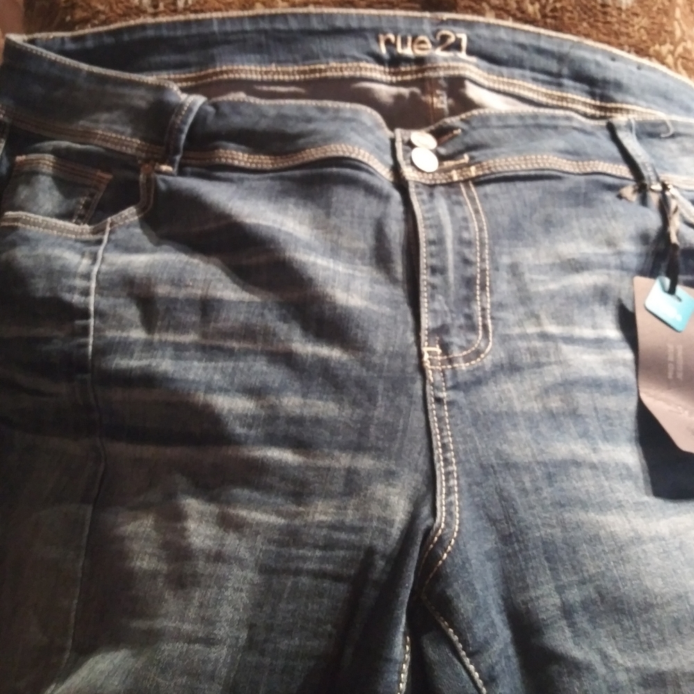 NWT RUE 21 ANKLE JEANS